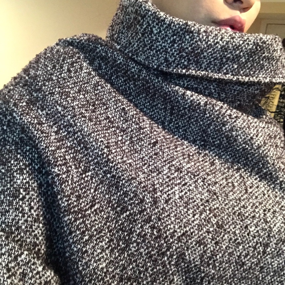 🐩CAPE - Picture 2 of 3